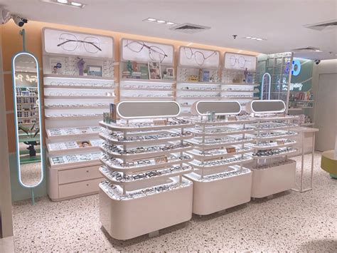 EXECUTIVE OPTICAL in SM City Cebu .